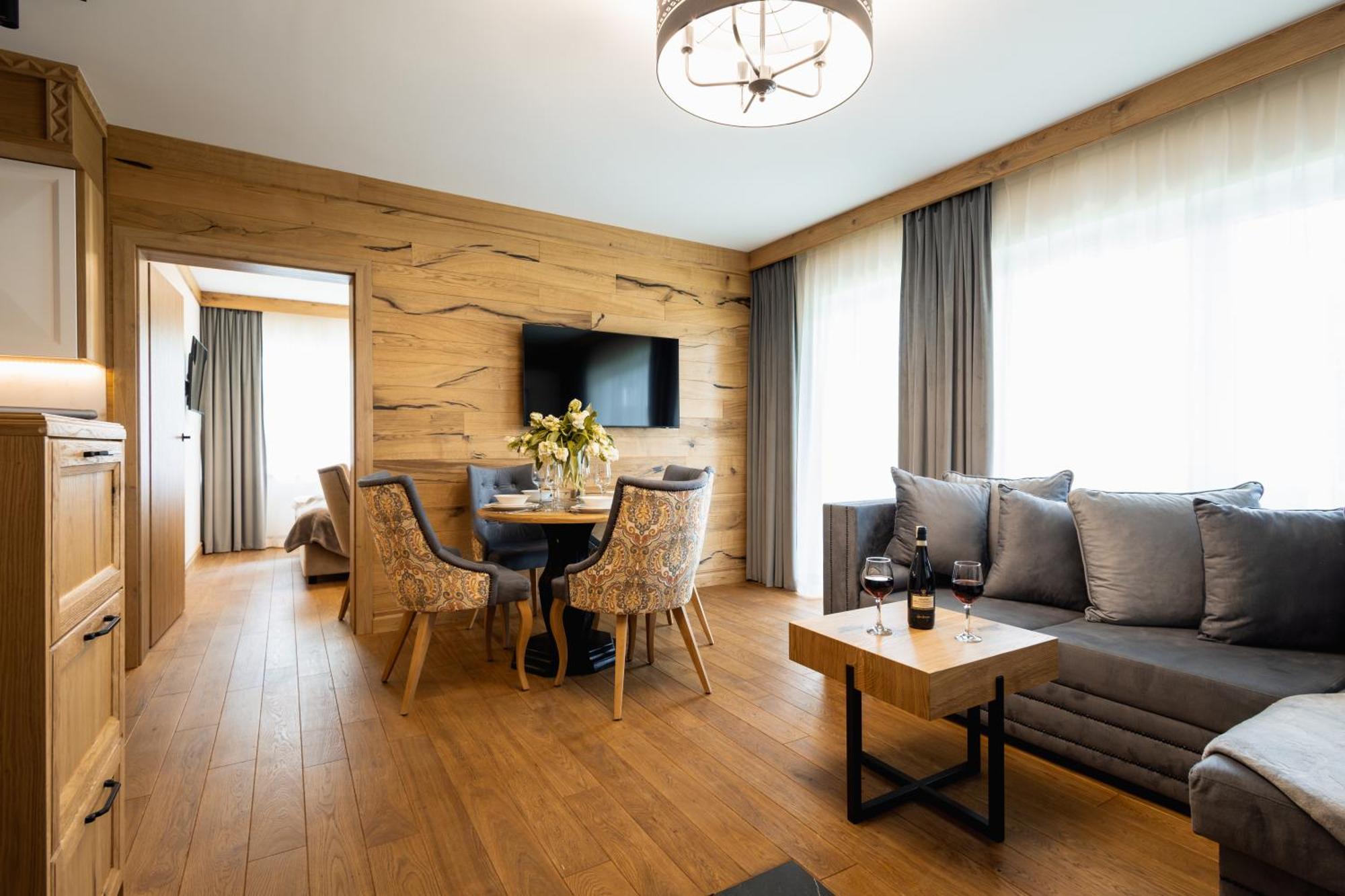 Aparthotel Merynos Zakopane Buitenkant foto