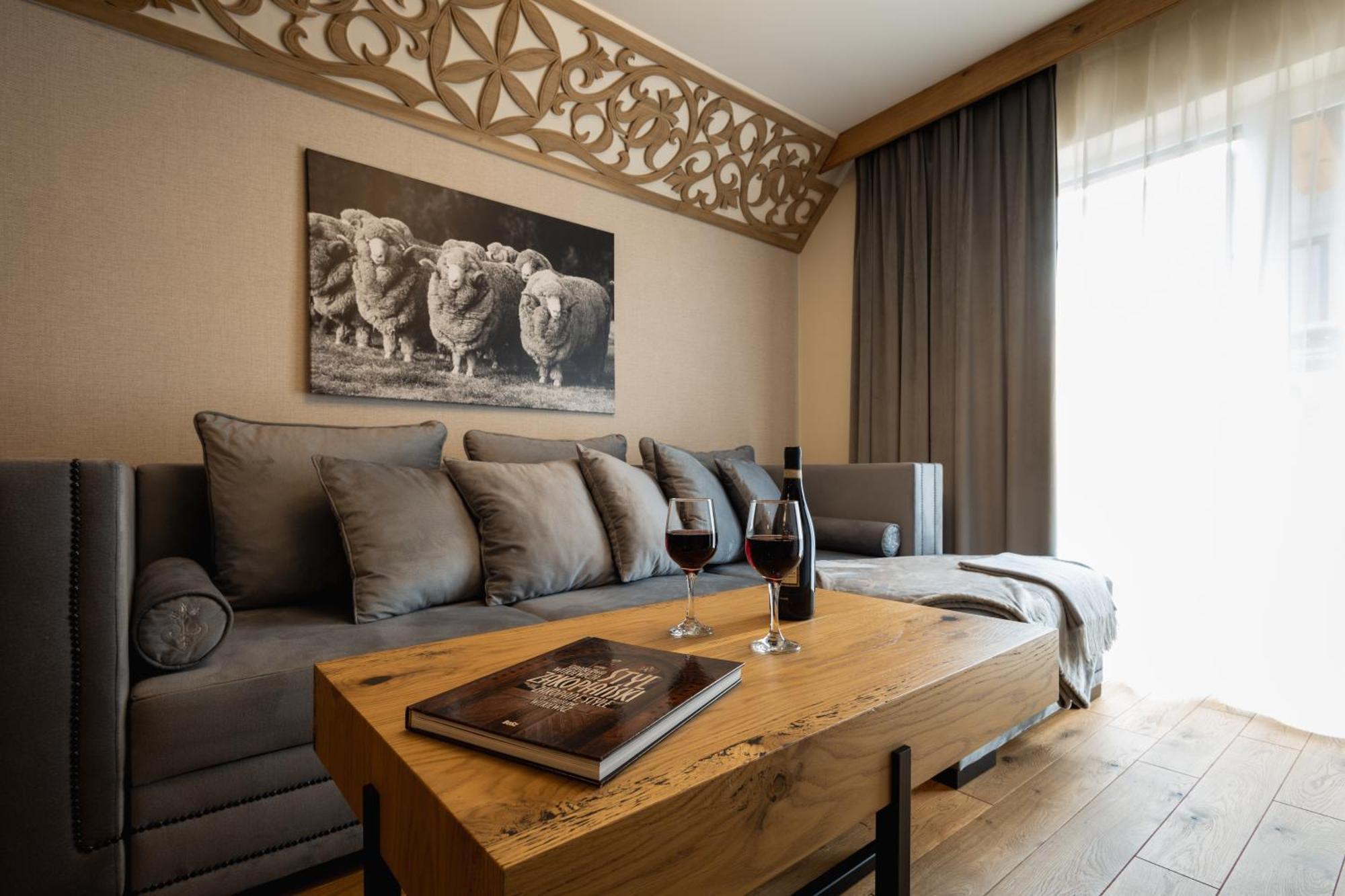 Aparthotel Merynos Zakopane Buitenkant foto